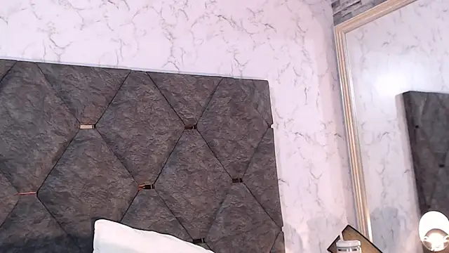 AmyMartinelli: онлайн-секс-чат