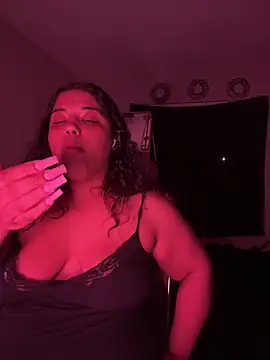 1n0nlythroat 即時 XXX 聊天