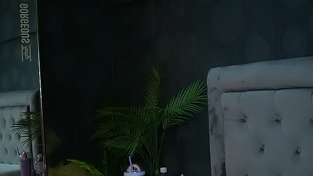 CelineHeaven's Live XXX Chat