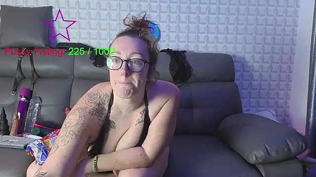 JadeStarUK Live XXX Chat