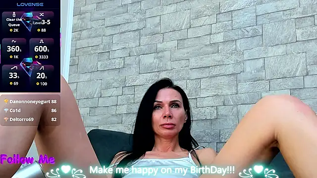 nefirtiti – Naživo XXX chat