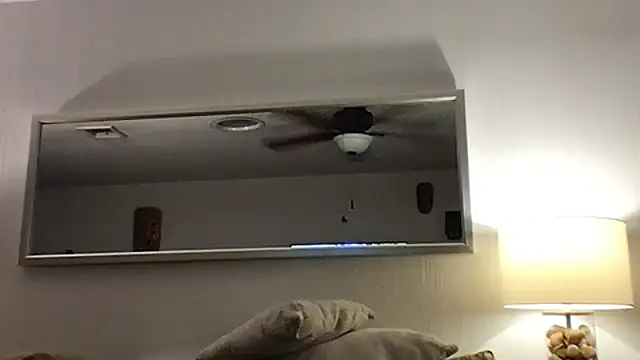 God_Of_ThundeRR Show in webcam