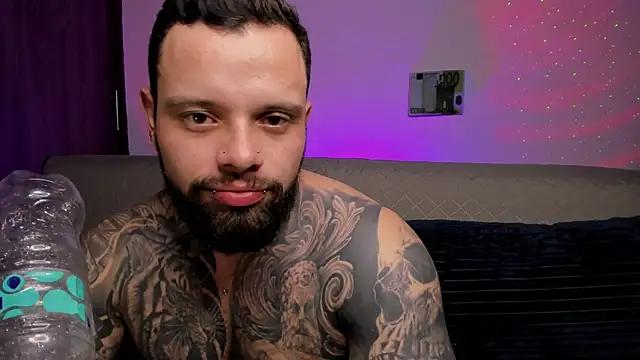 แชท XXX สดของ natevillage