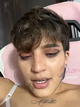 DayanaDG 即時 XXX 聊天