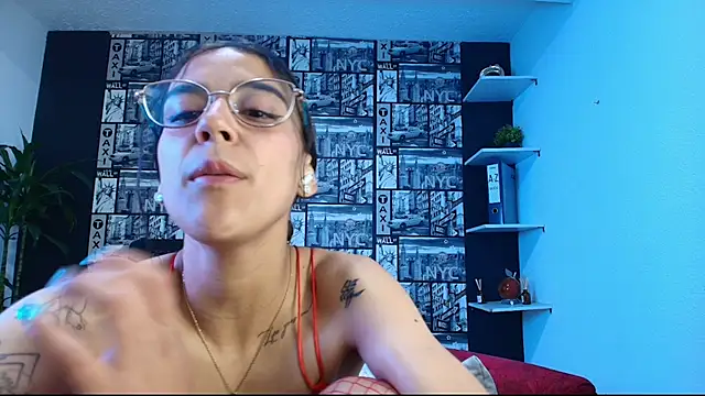 DanielaMonroen Live XXX chat