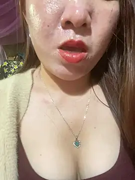 Luna-ass 即時 XXX 聊天