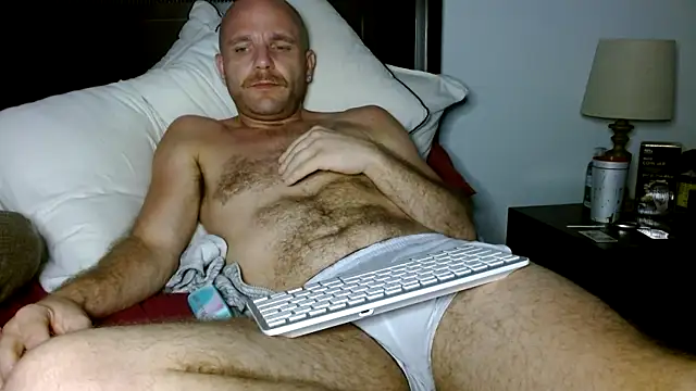 FrankieFuckMe: вебкам-шоу