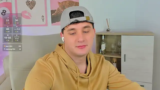 دردشة Massimo_Fiore الجنسية المباشرة