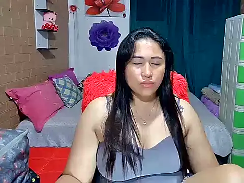 Ugly-Filipina 在線直播表演