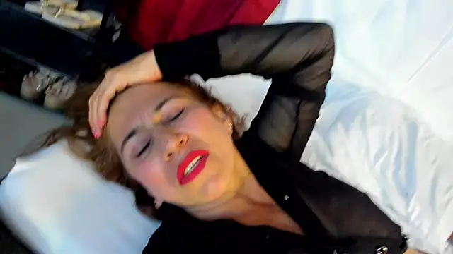 แชท XXX สดของ Matureyulyet