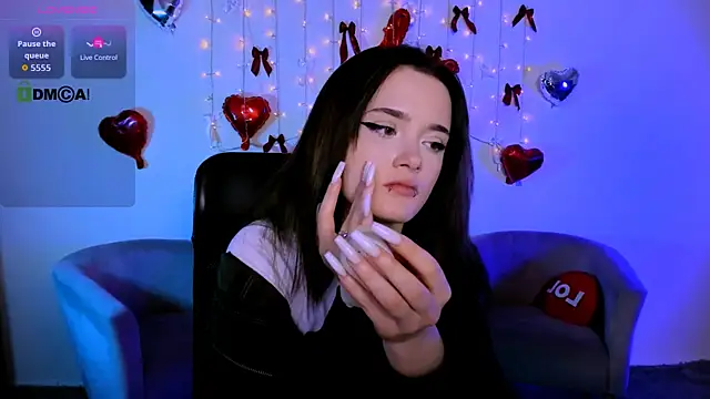 Chat +18 de liana_kisses ao vivo