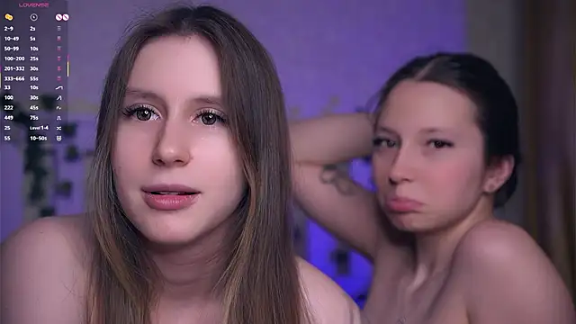 Show modela GabrielleLynchard na web-kameri