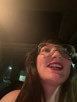 urpuppymoon's Live XXX Chat