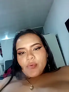 Emily_Rouse23 Live XXX-Chat