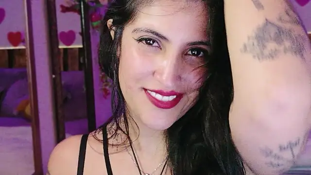 AzaharJaan's Live XXX Chat