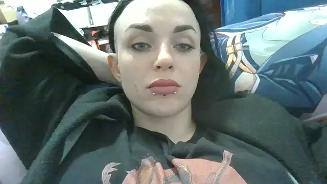 XXX chat uživo modela Trinsy_Love