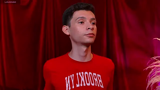 VicenteFerrer Chat XXX in diretta