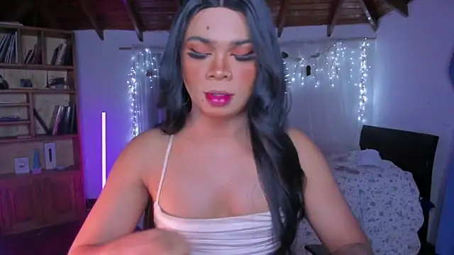 CuteRomi 网络视讯表演