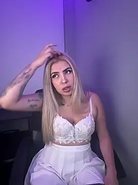 Megan_sexrosse live XXX chat