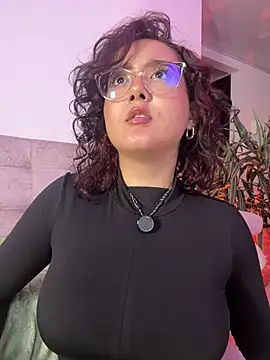 kittysophie_ Adlı Modelin Canlı XXX Sohbeti