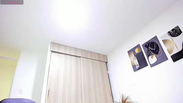 Sebastian-Dash Live XXX-Chat