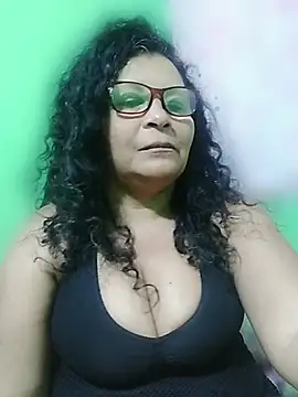 Amarantha25 Adlı Modelin Canlı XXX Sohbeti