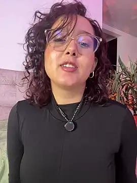 Chat XXX en directo de kittysophie_