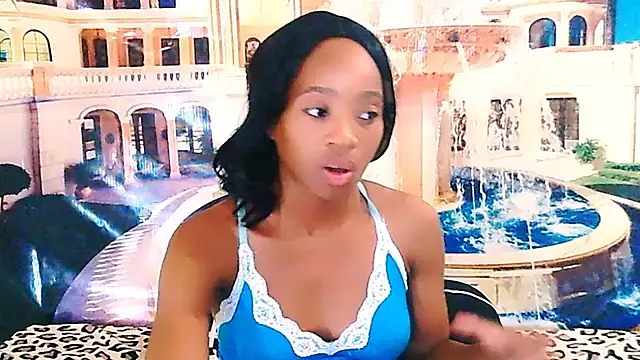 Chatroom XXX en direct de EbonyCreamy69