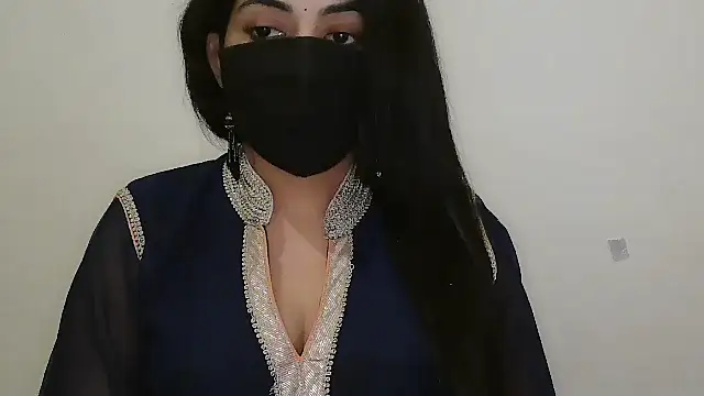 Reddy_Trisha's Webcam Show