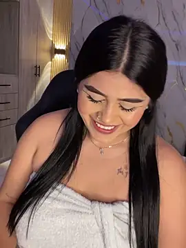 Chatroom XXX en direct de Kariina__69