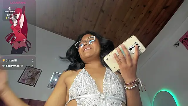 XXX chat uživo modela luna_velveth