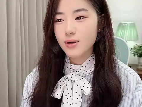 Nicole20266 在線直播表演