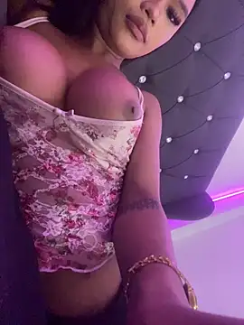 DazzlingDivaLiza Webcam-Show