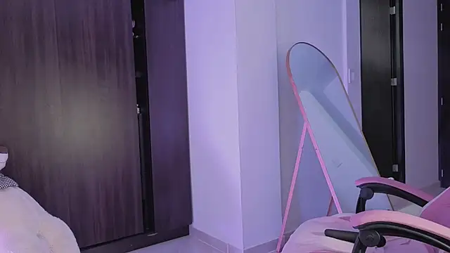 simpson_alice লাইভ XXX চ্যাট