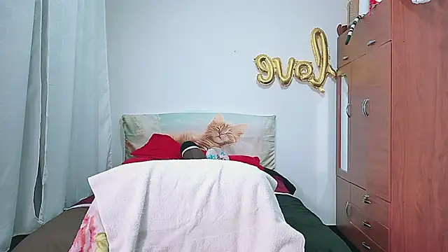 mayhott2's Live XXX Chat