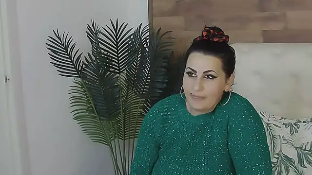 PerfectMom's Live XXX Chat