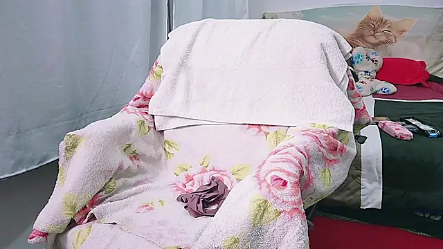 mayhott2 Adlı Modelin Canlı XXX Sohbeti