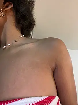 Chat +18 de Belkaj ao vivo