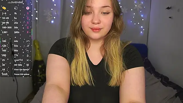 Вебкам-шоу CuteSharloti