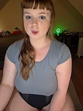 XXX chat uživo modela VelvetDiablo