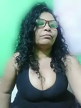 Amarantha25's Live XXX Chat