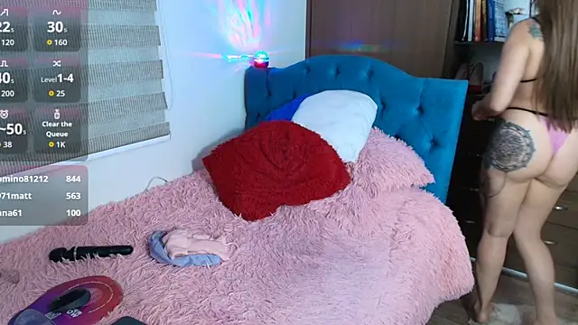 valeria_teiku Chat XXX in diretta