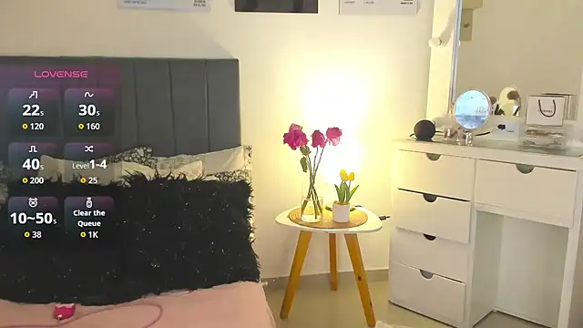 hollyprincess_2 – Live XXX-chat