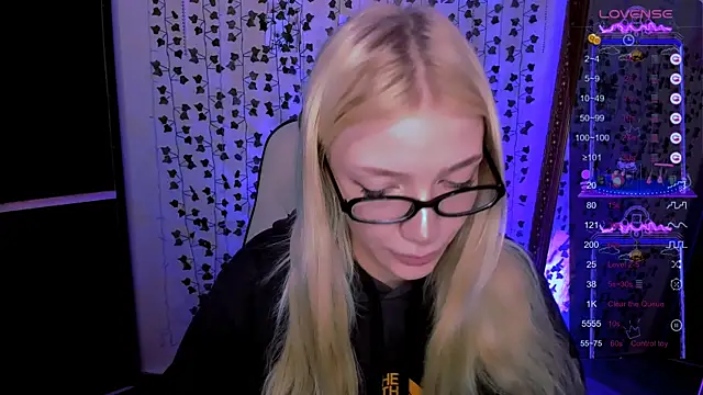 AnyaTaylor_ – Live XXX-chat