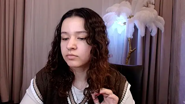 XXX chat uživo modela _M1ra_