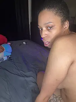 YeahhhitsBreezy 即時 XXX 聊天