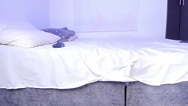 _FuckingYoungs_ 即時 XXX 聊天