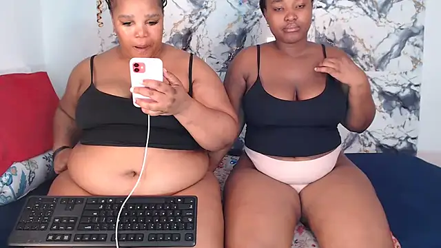 SexyChill1992's Live XXX Chat