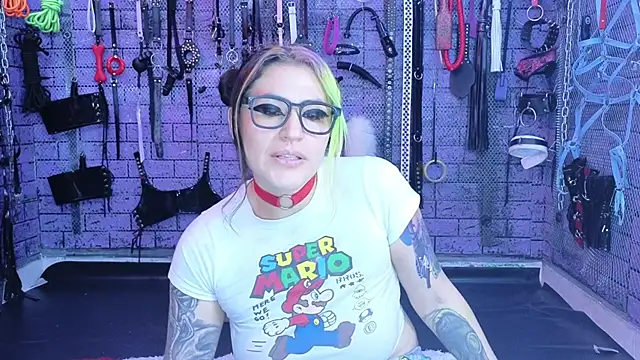 PANDORANEZZ – Live XXX-chat