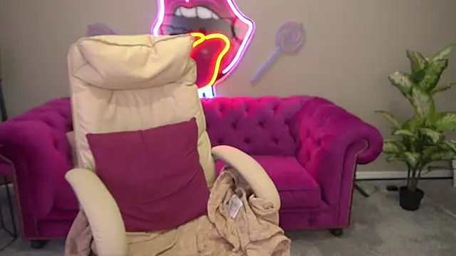 Sembang XXX Secara Langsung BellaLaPetit